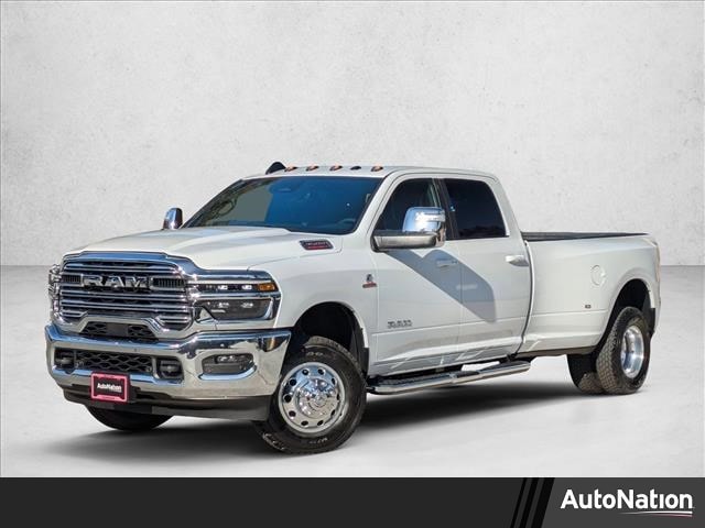 2026 RAM Ram 3500 Pickup Laramie's photo