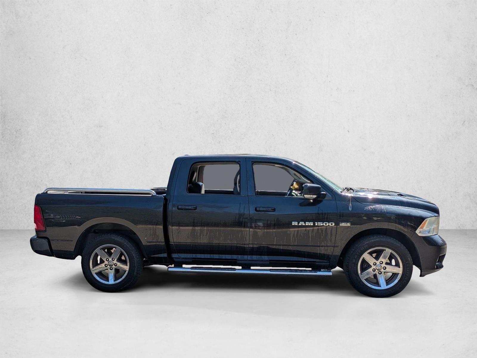 2011 Ram 1500 Sport photo 4