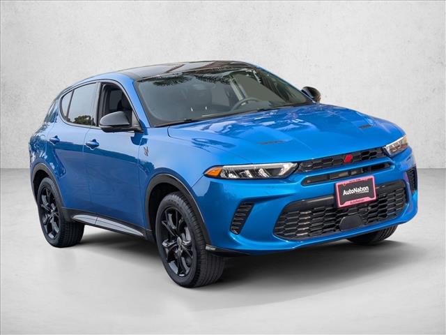 2024 Dodge Hornet R/T Plus photo 2