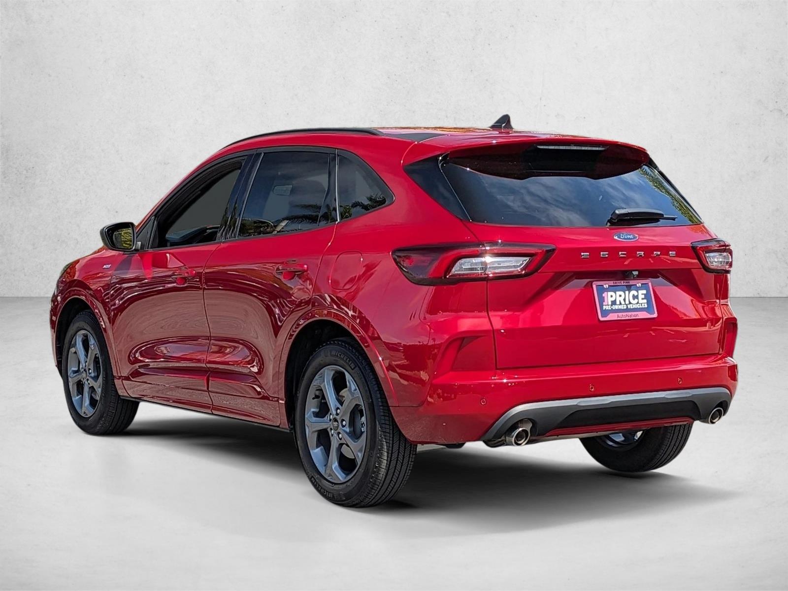 2024 Ford Escape ST-Line - Photo 7