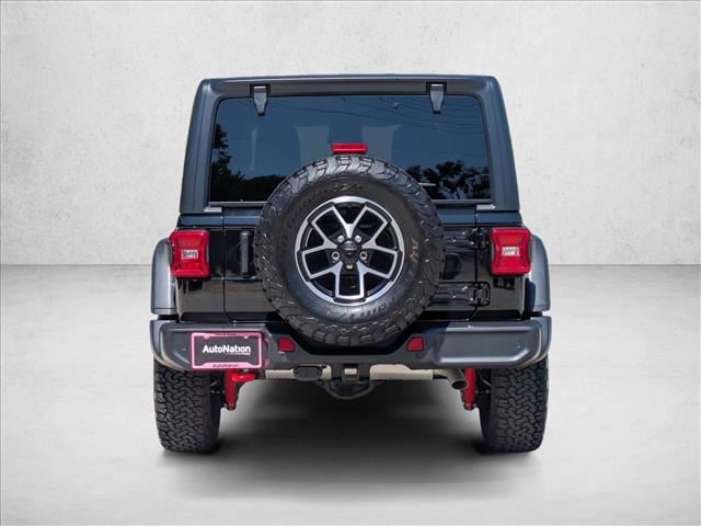 2024 Jeep Wrangler Rubicon photo 6