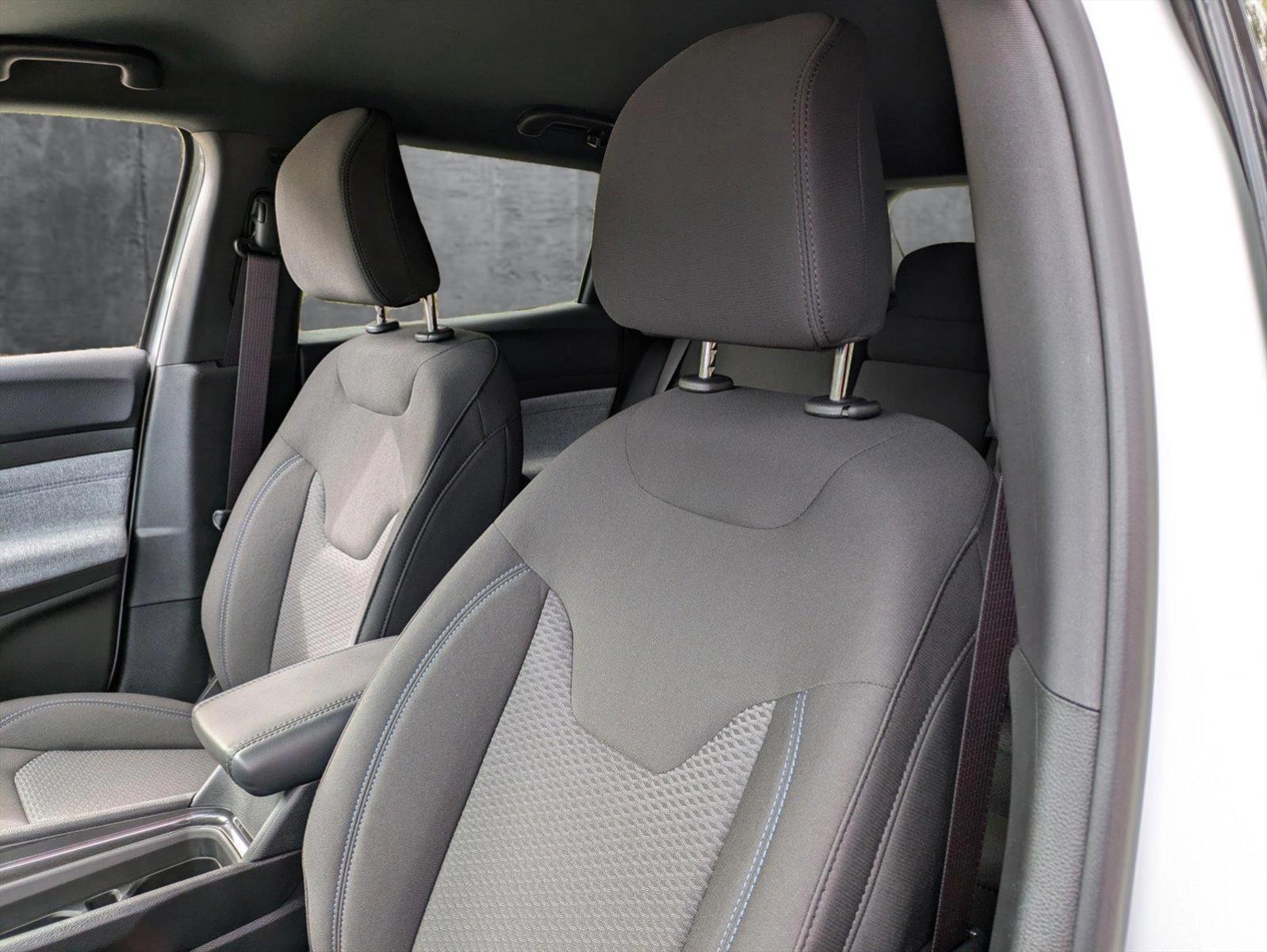 2024 Jeep Compass Sport photo 4