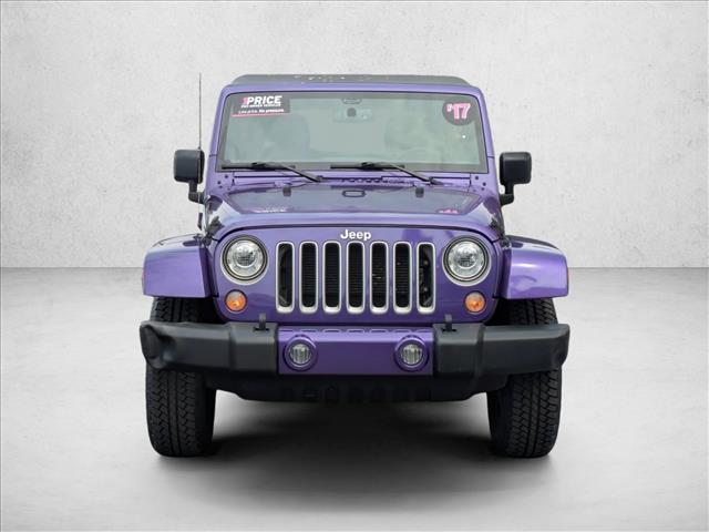 2017 Jeep Wrangler Unlimited Sahara photo 2