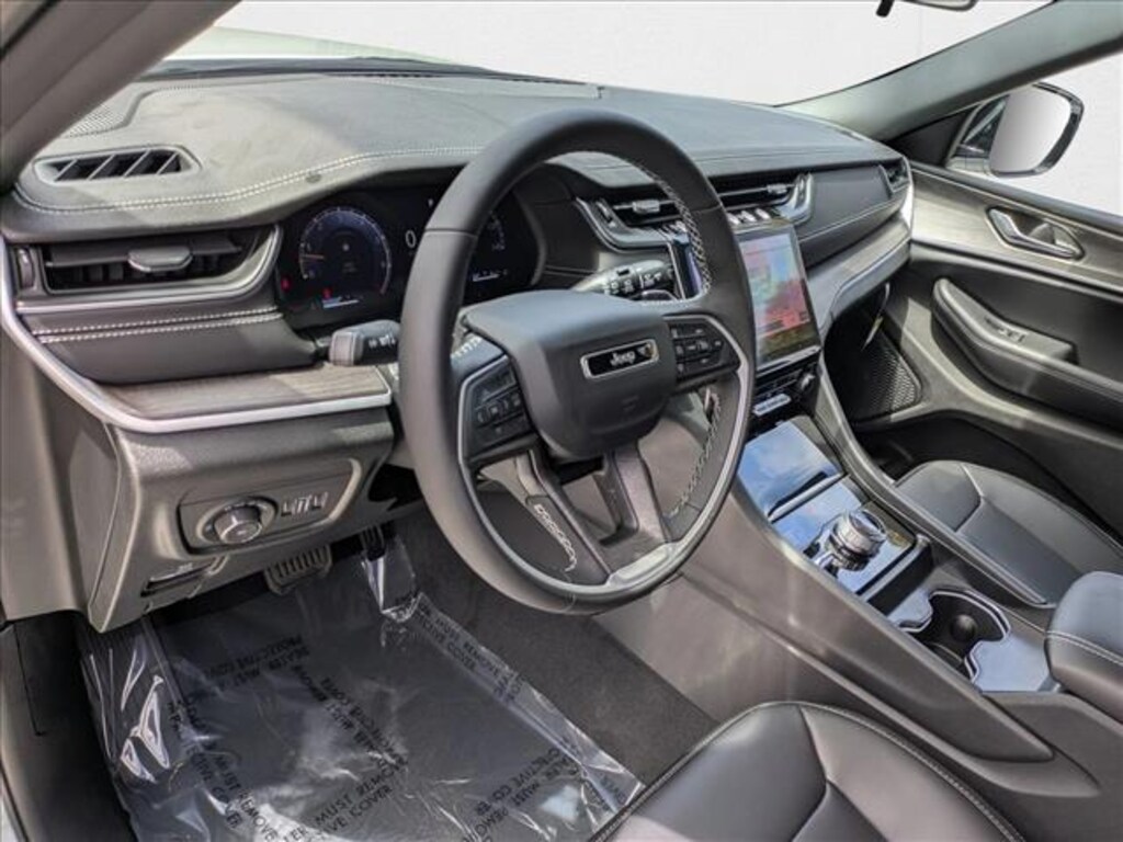 New 2025 Jeep Grand Cherokee Limited SUV