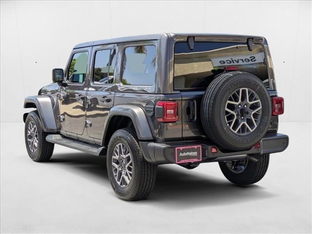 2025 Jeep Wrangler 4-Door Sahara - Photo 8