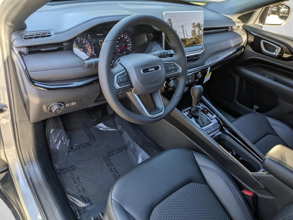 New 2026 Jeep Compass Latitude Altitude SUV