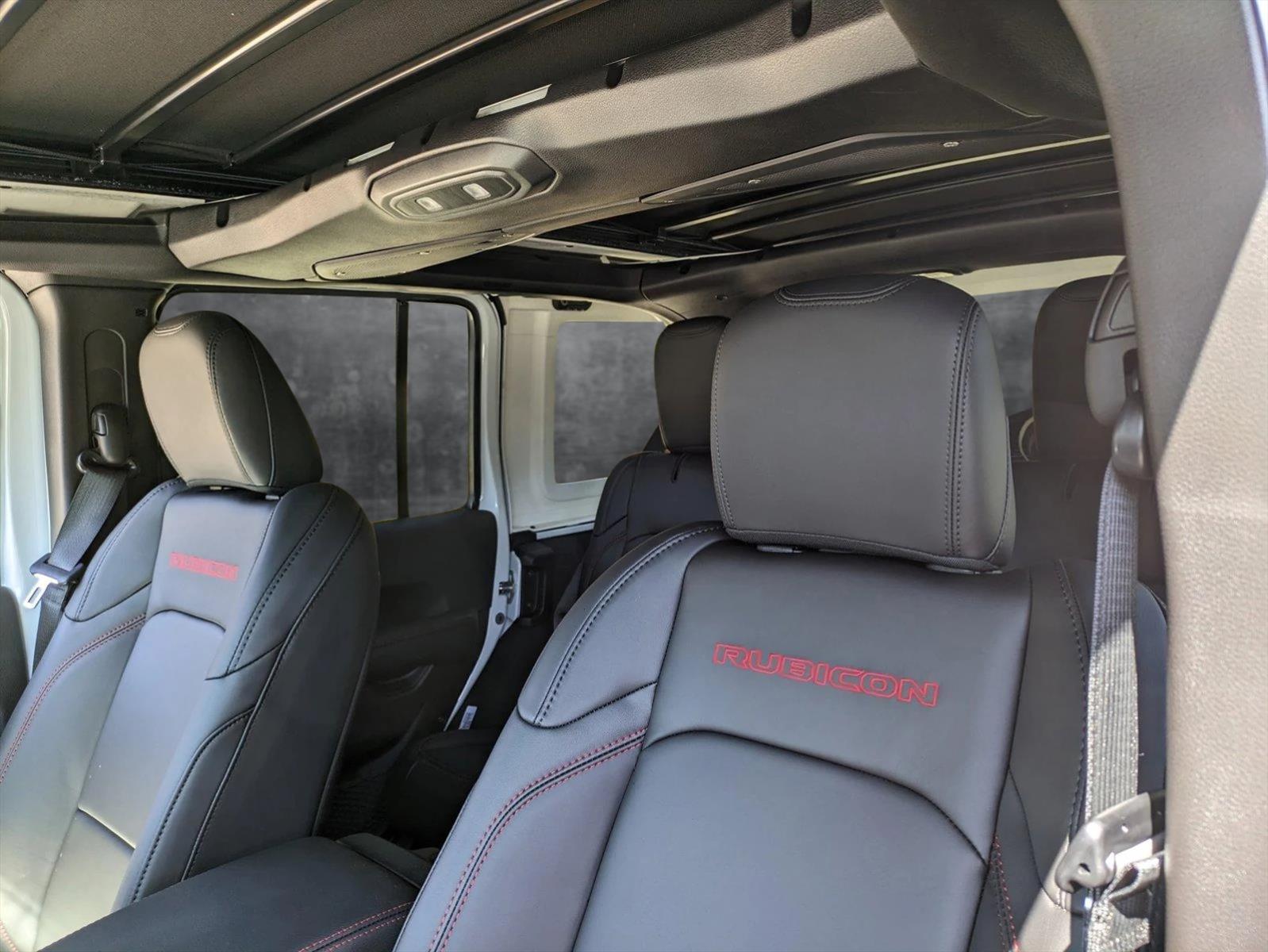 2024 Jeep Wrangler Rubicon Sport photo 4