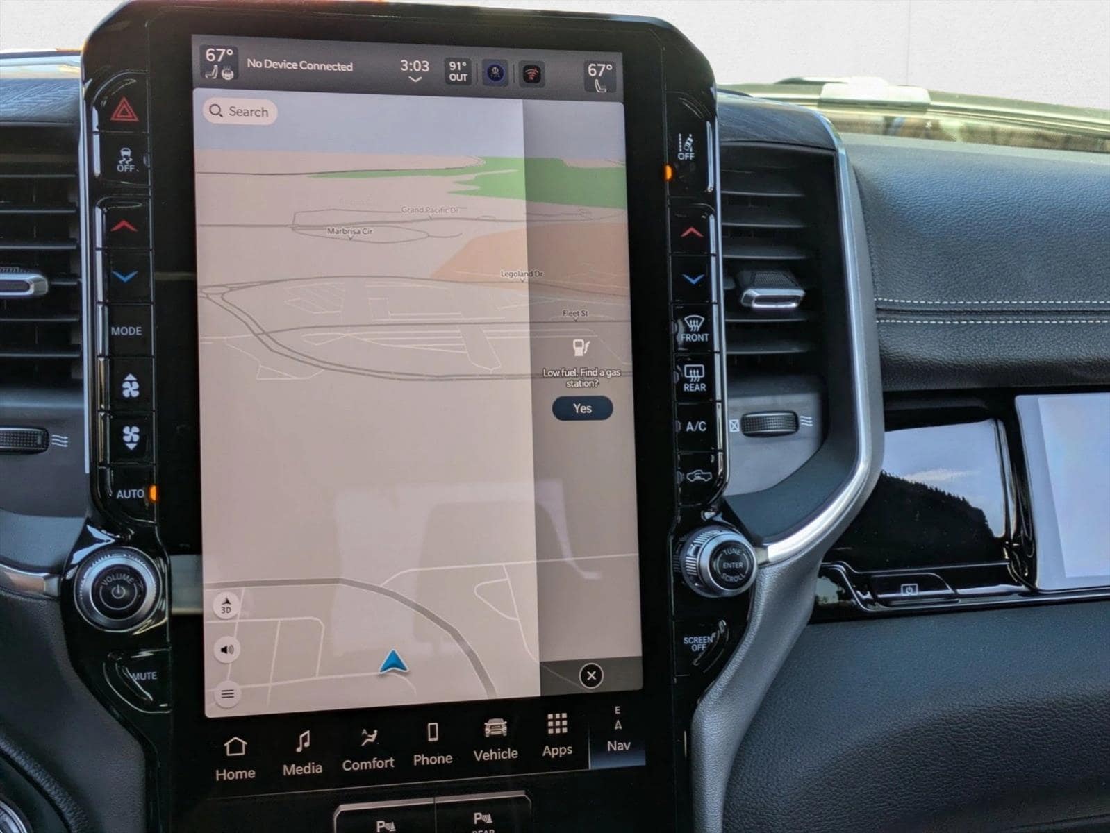 2025 RAM 1500 Laramie - Photo 13