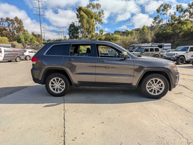 2015 Jeep Grand Cherokee Laredo photo 3