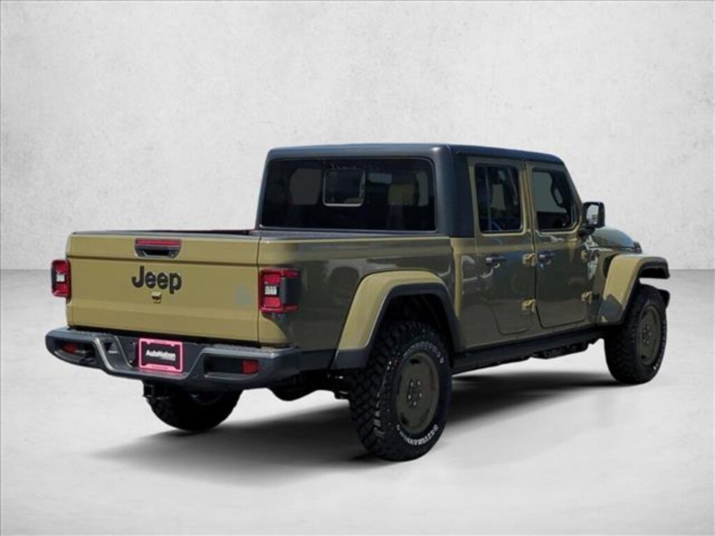 New 2026 Jeep Gladiator Convoy Truck Crew Cab