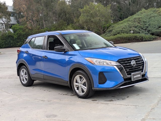2021 Nissan Kicks S photo 3