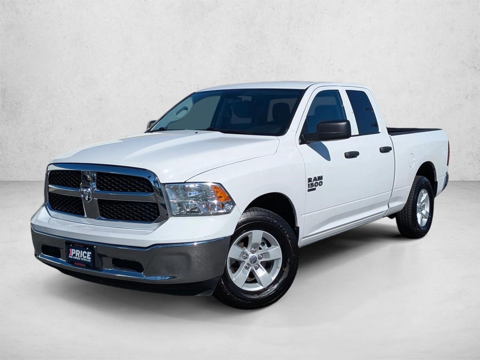 2024 RAM Ram 1500 Classic SLT's photo