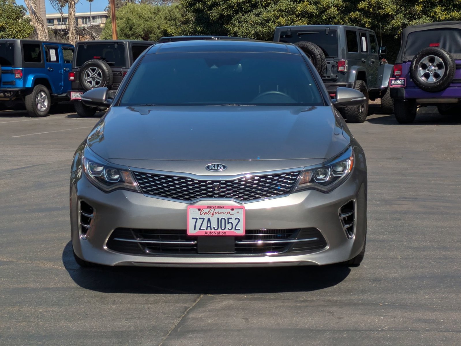 2017 Kia Optima Turbo photo 2