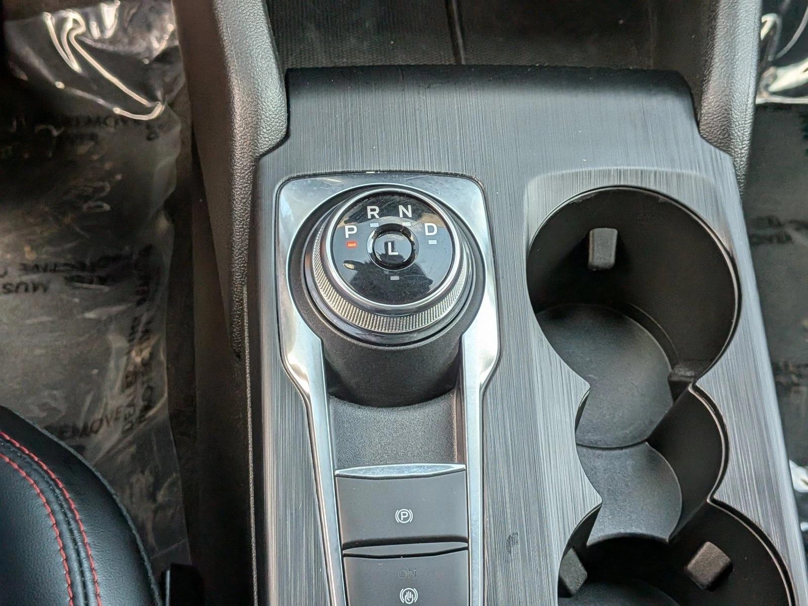 2024 Ford Escape ST-Line - Photo 12