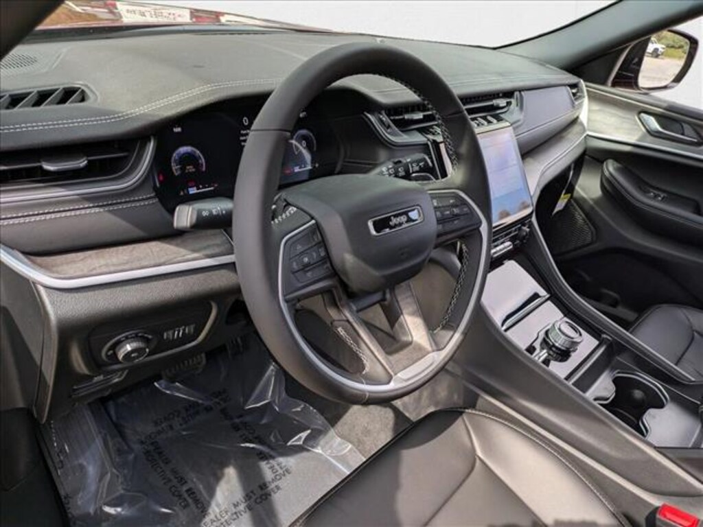 New 2025 Jeep Grand Cherokee Limited SUV