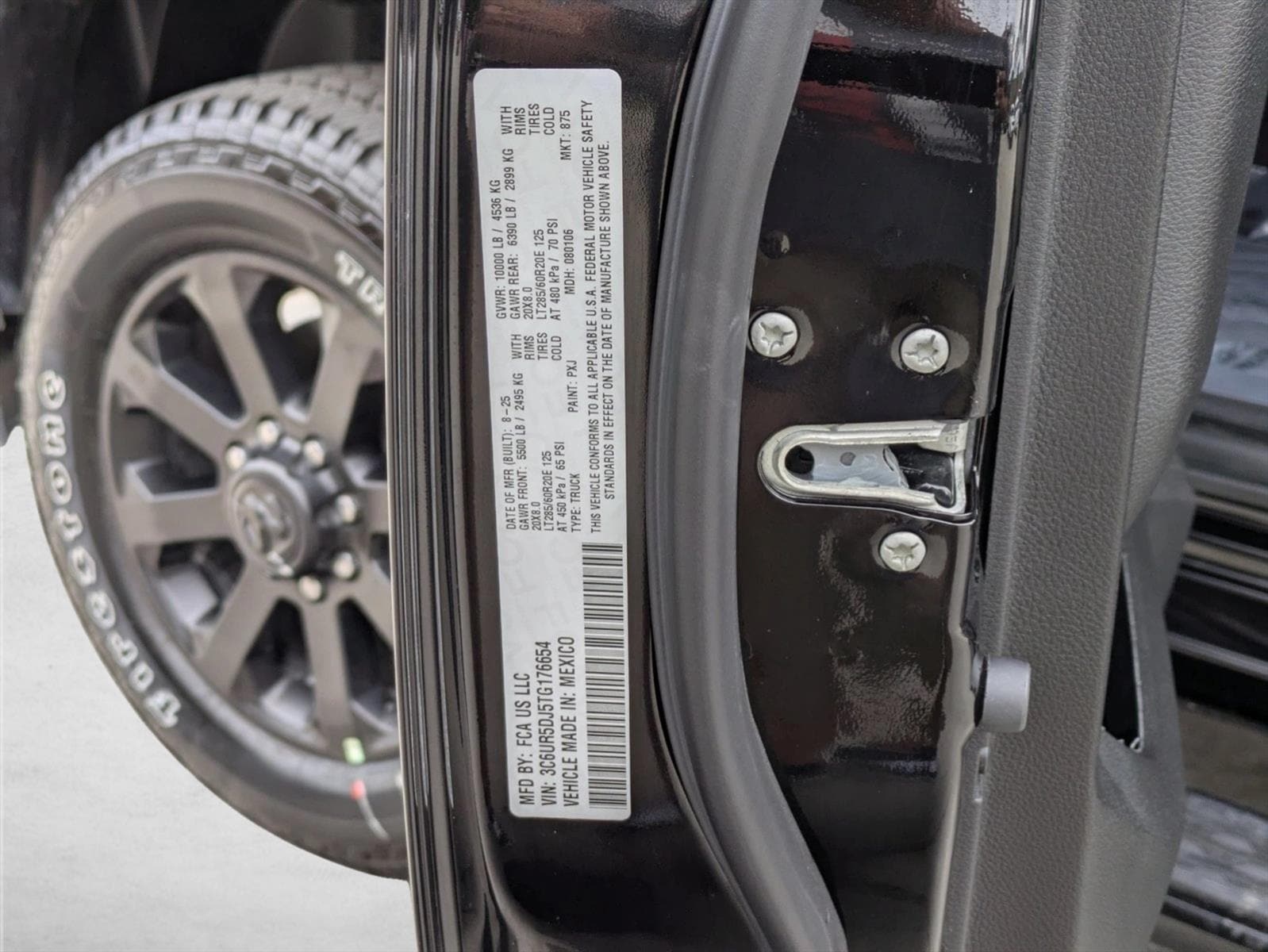 2026 RAM 2500 Big Horn - Photo 17