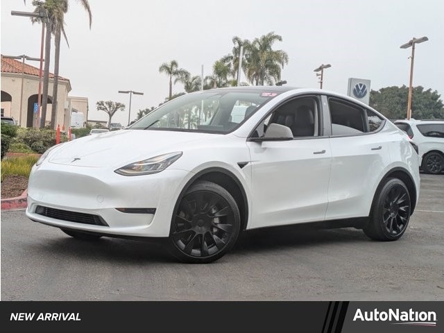 2023 Tesla Model Y Long Range's photo