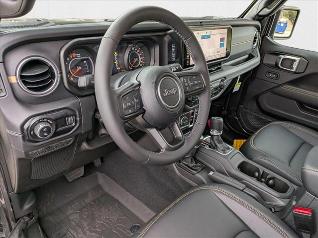 2025 Jeep Gladiator Sport photo 3