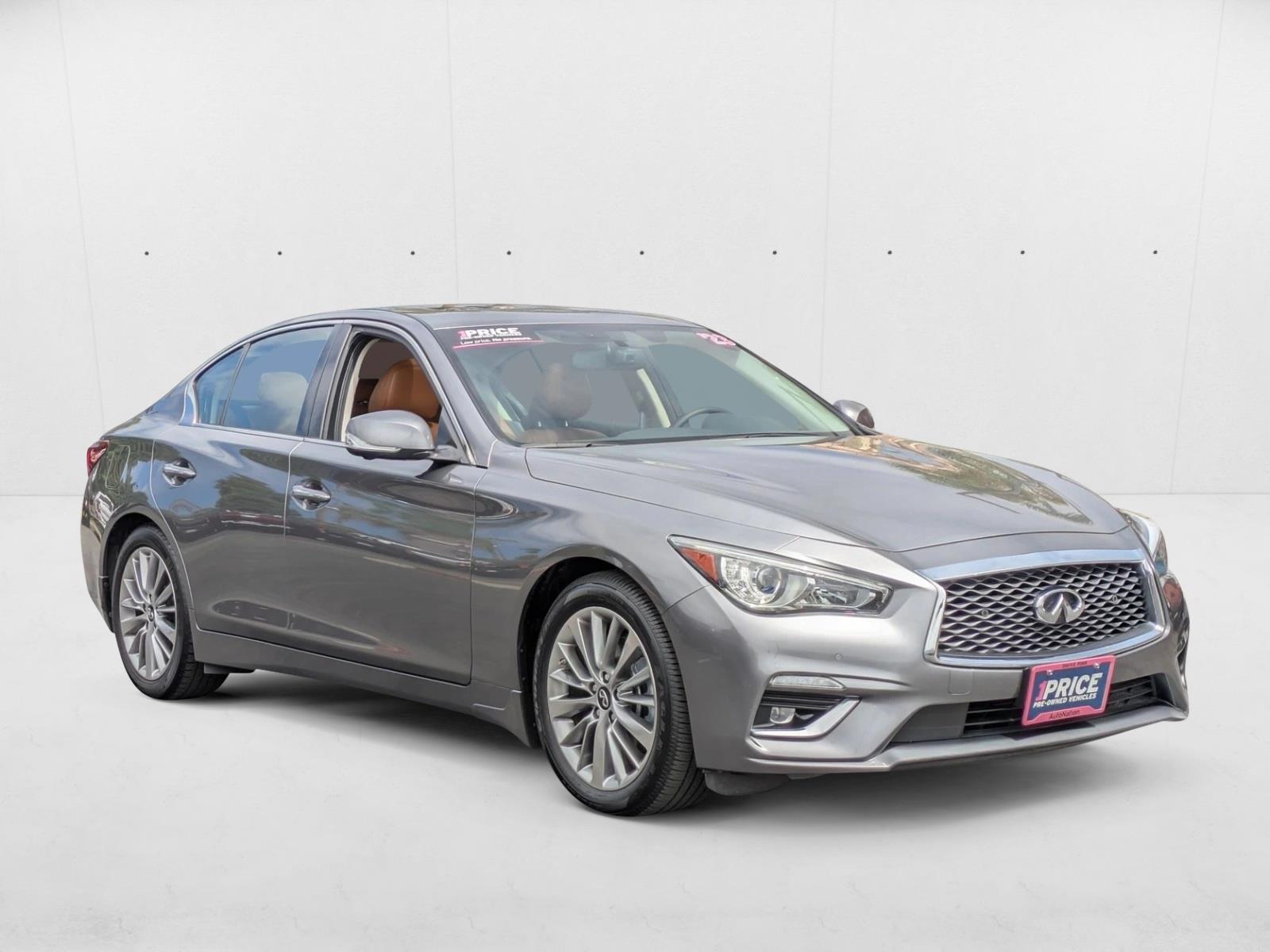 2023 Infiniti Q50 LUXE photo 3