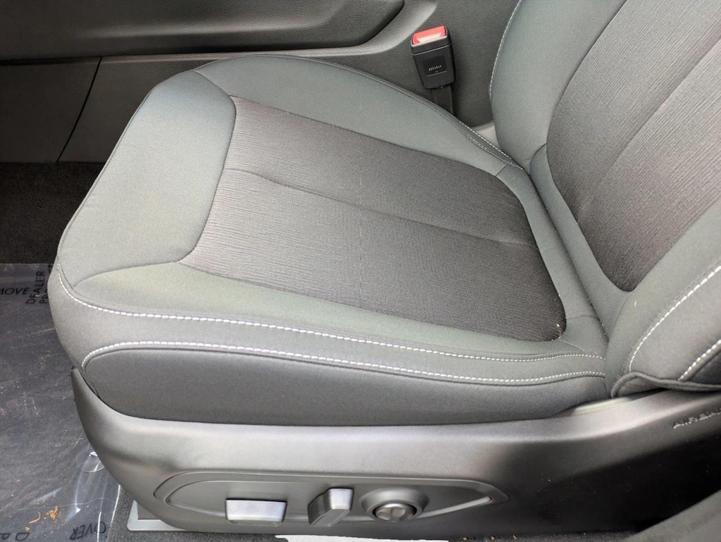 New 2025 Jeep Grand Cherokee L Laredo X SUV