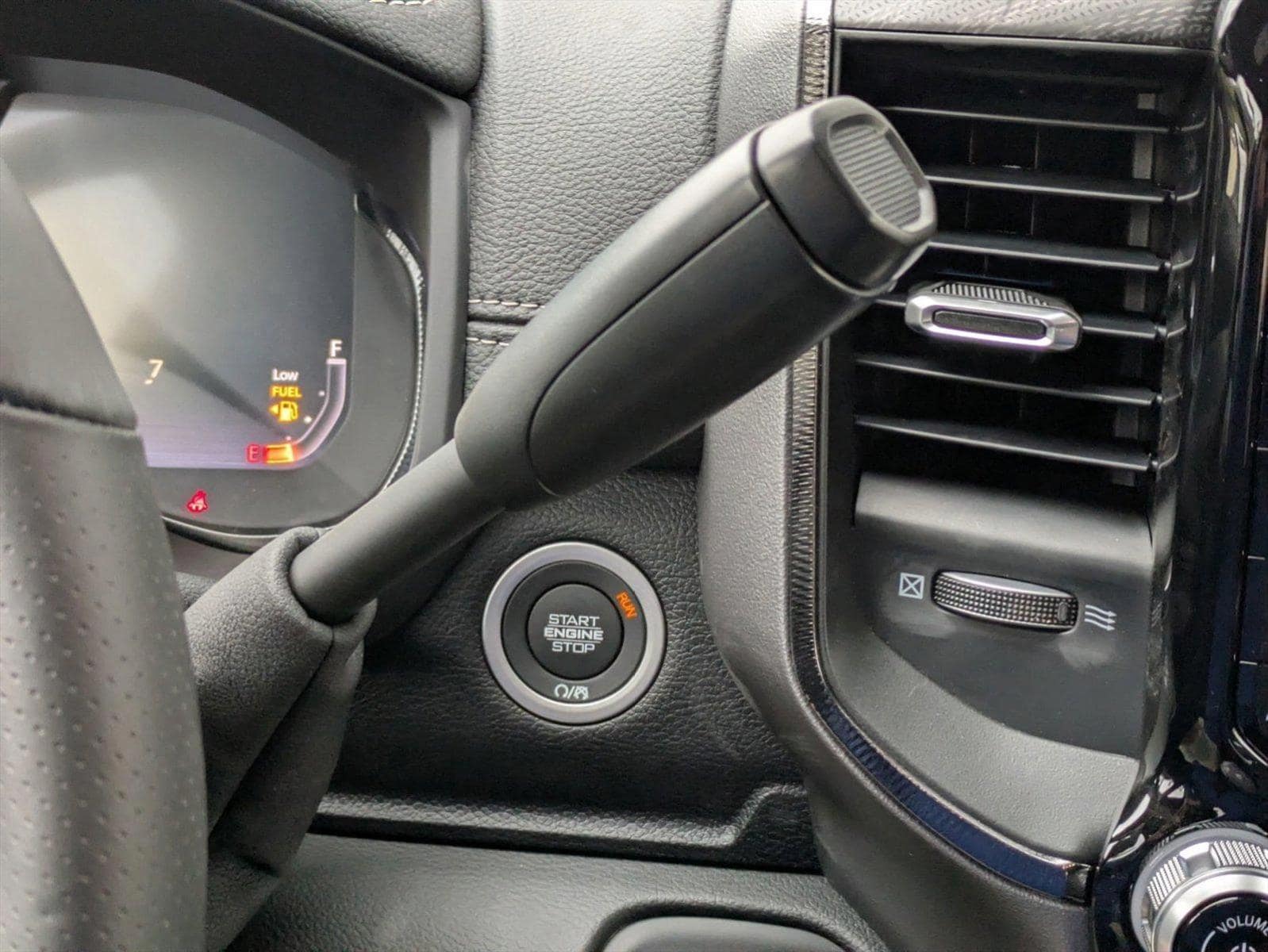 2025 RAM 2500 Power Wagon - Photo 10