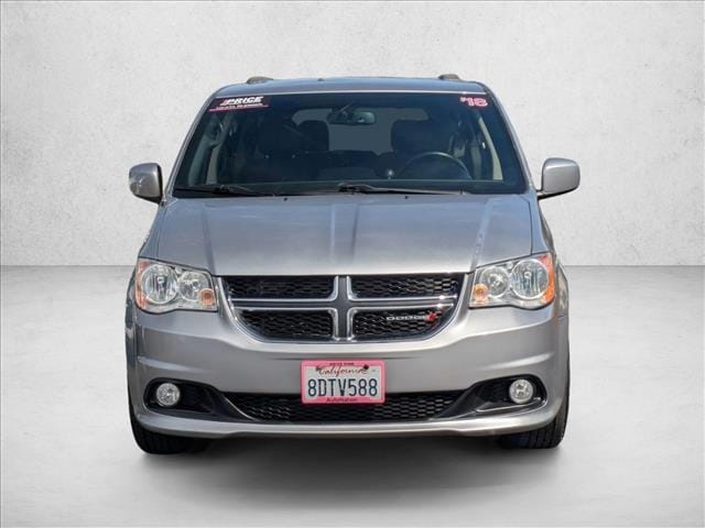 2018 Dodge Grand Caravan SXT photo 2