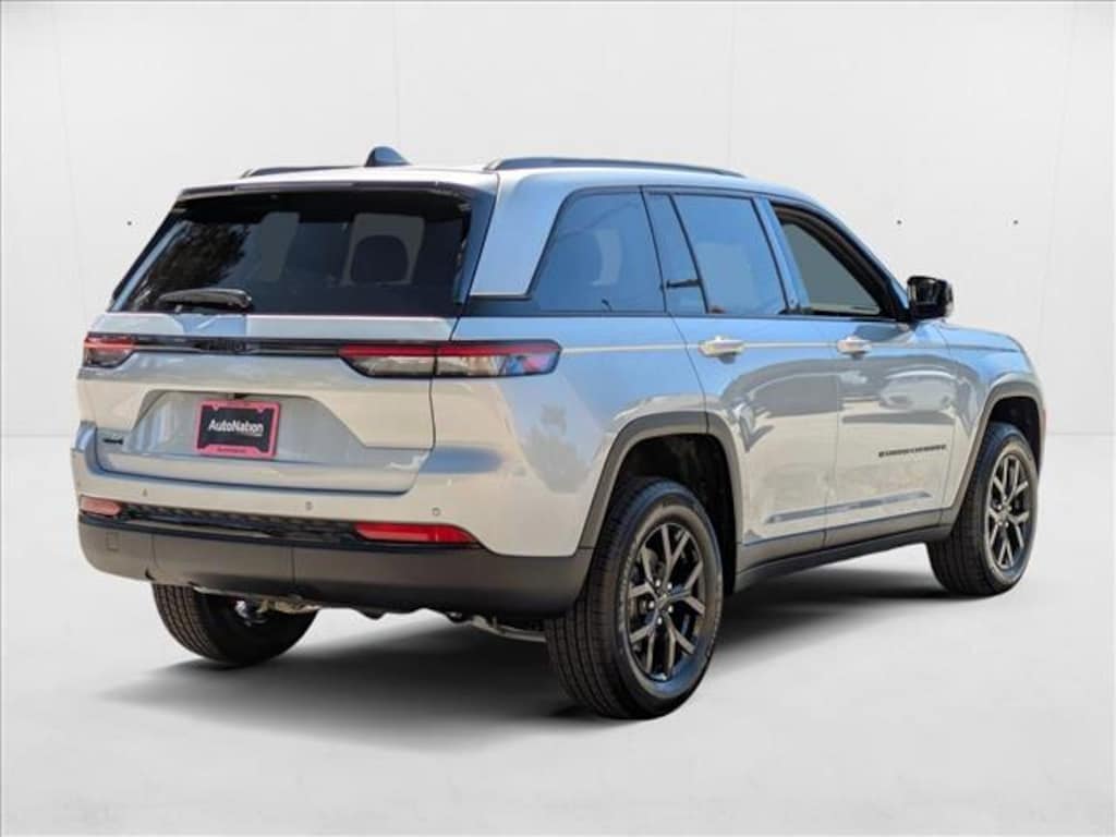 New 2025 Jeep Grand Cherokee Altitude X SUV
