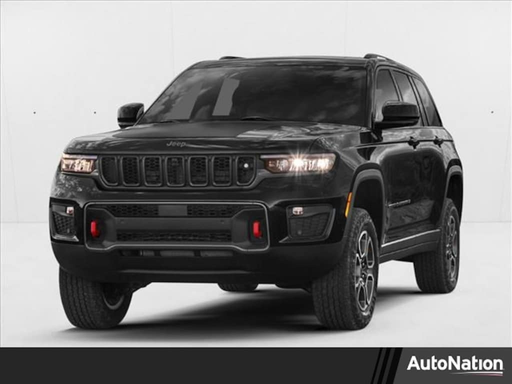 Used 2023 Jeep Grand Cherokee Summit SUV