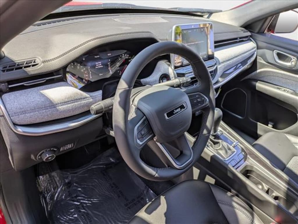 New 2025 Jeep Compass Latitude Sport Utility