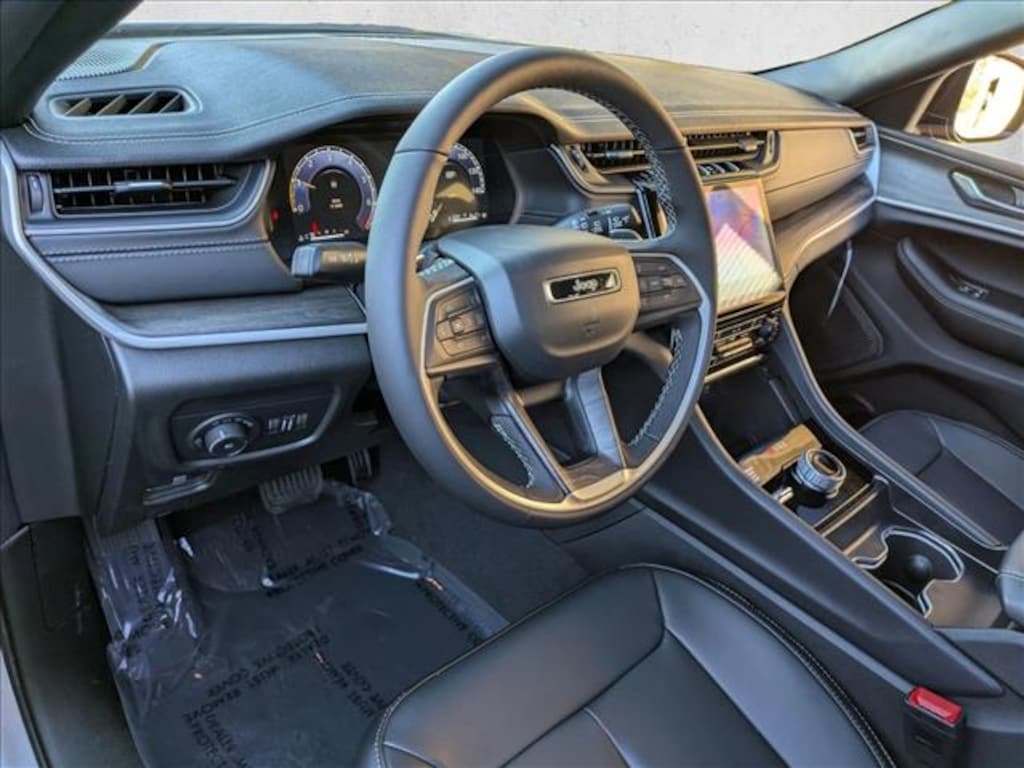 New 2025 Jeep Grand Cherokee Limited SUV