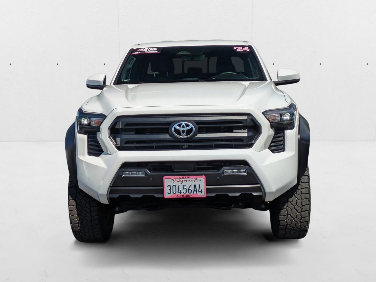 2024 Toyota Tacoma SR5 photo 2