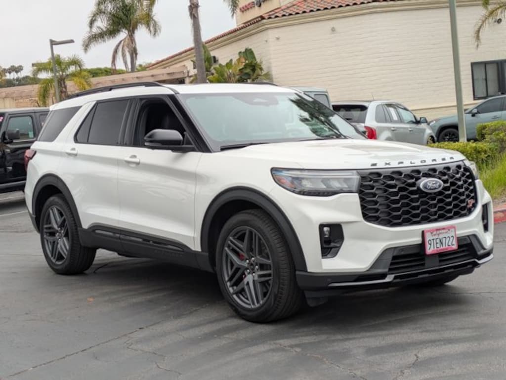 Used 2025 Ford Explorer ST SUV