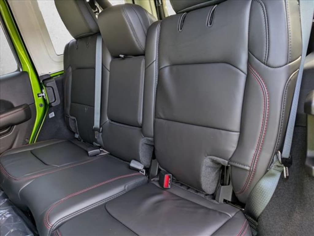 New 2025 Jeep Wrangler Rubicon X SUV