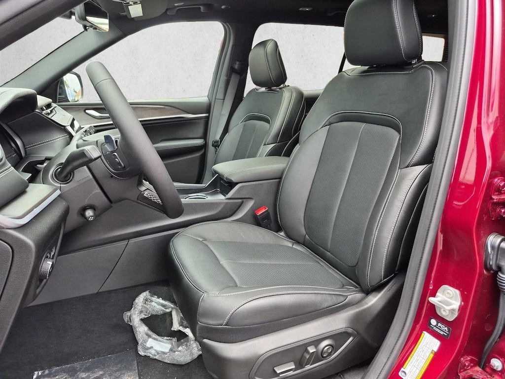 New 2026 Jeep Grand Cherokee L Limited Reserve SUV