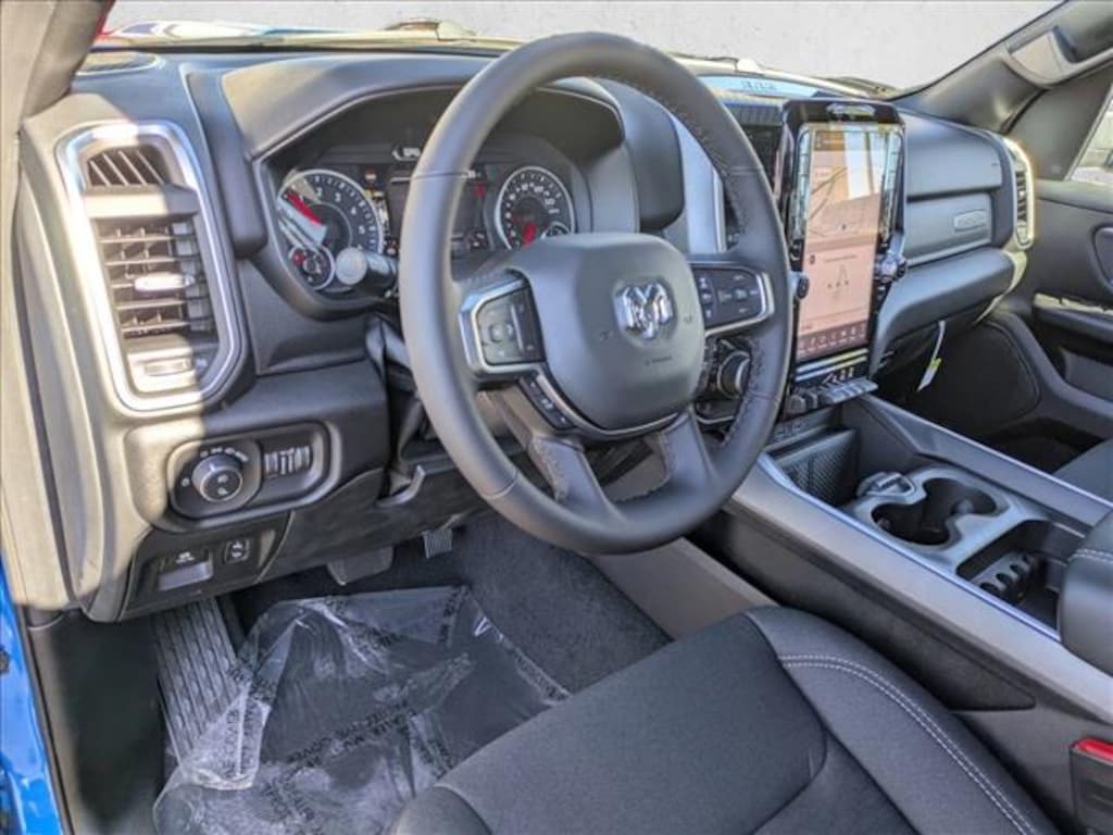 New 2025 Ram 1500 Big Horn Truck Crew Cab