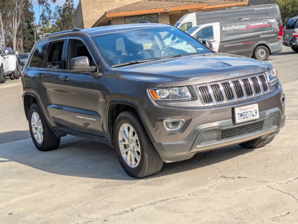 Used 2015 Jeep Grand Cherokee Laredo 4x2 SUV