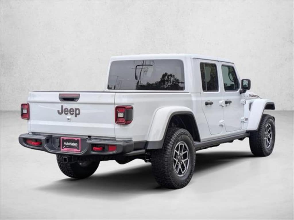 New 2025 Jeep Gladiator Rubicon Truck Crew Cab