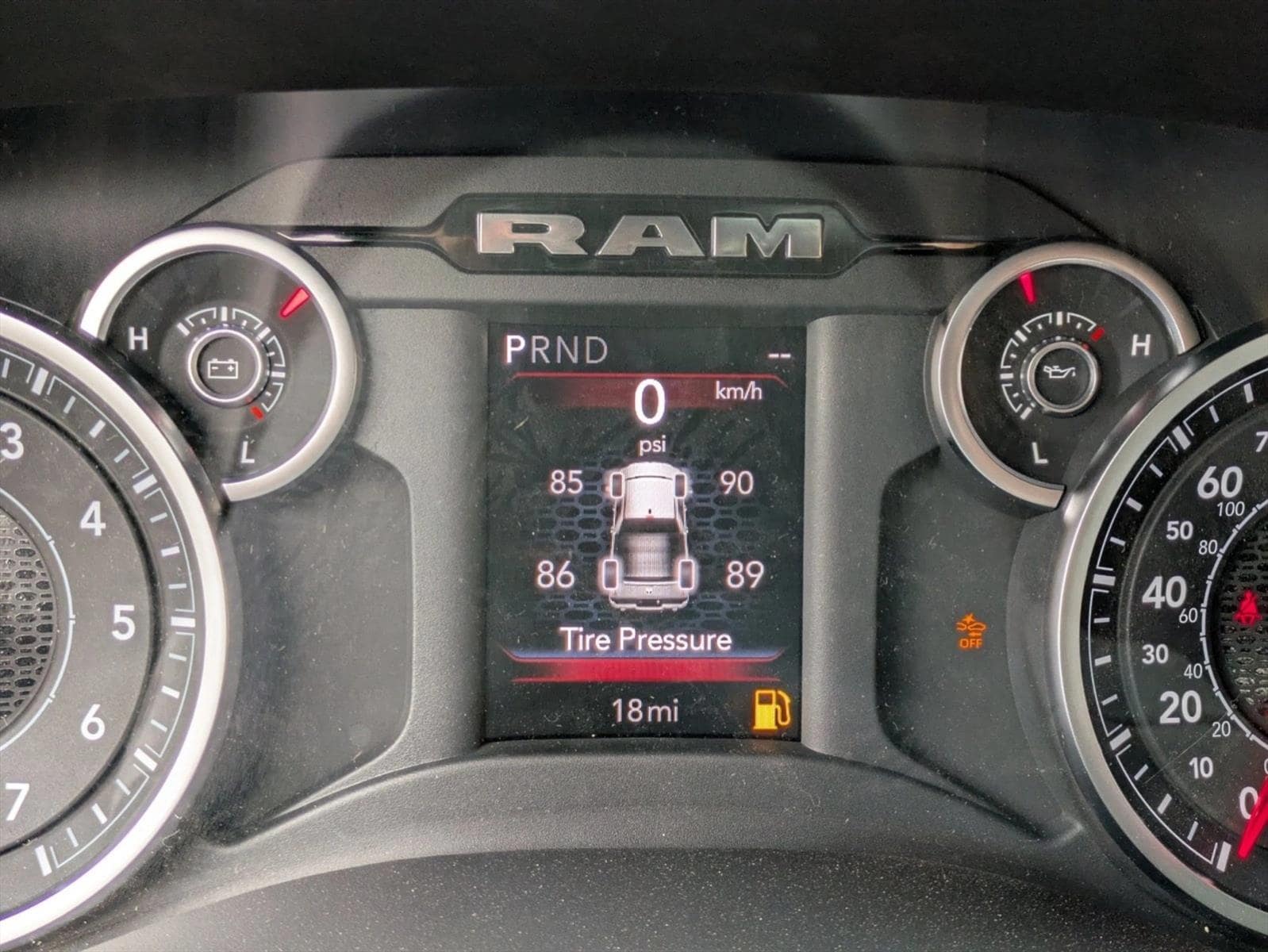 2026 RAM 2500 Big Horn - Photo 11
