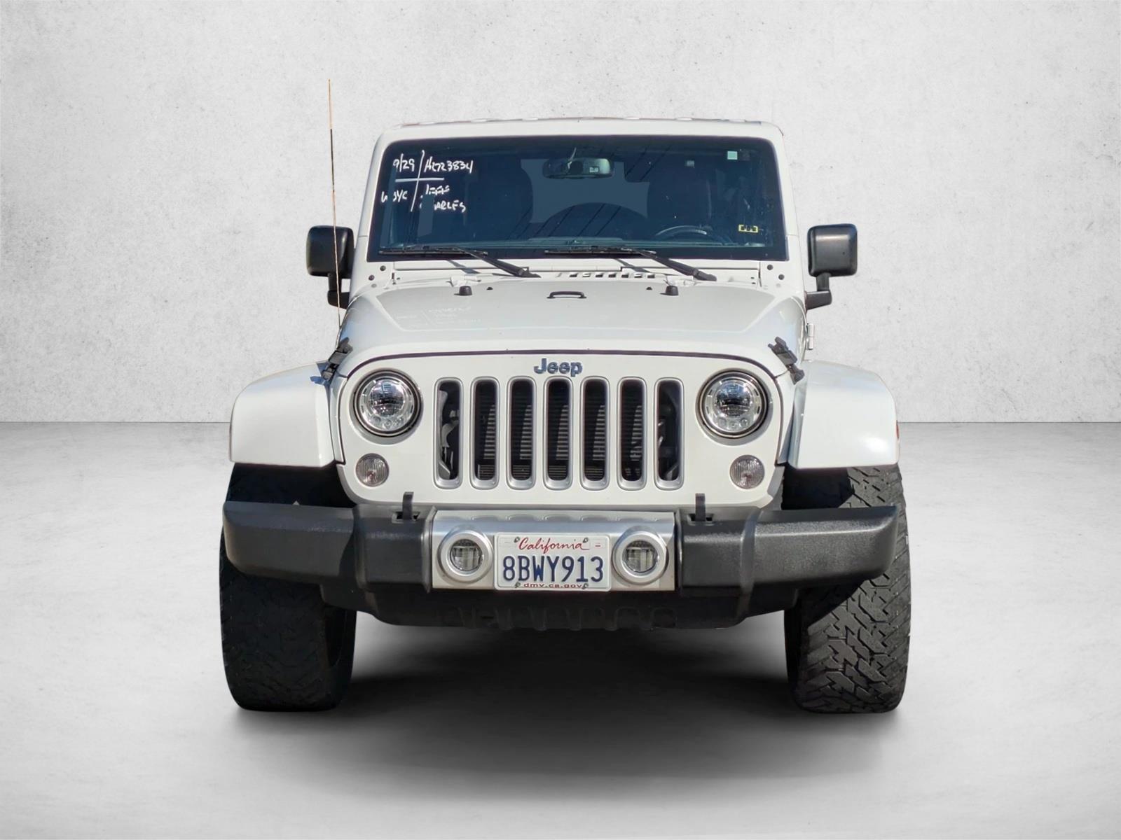 2017 Jeep Wrangler Unlimited Sahara photo 2