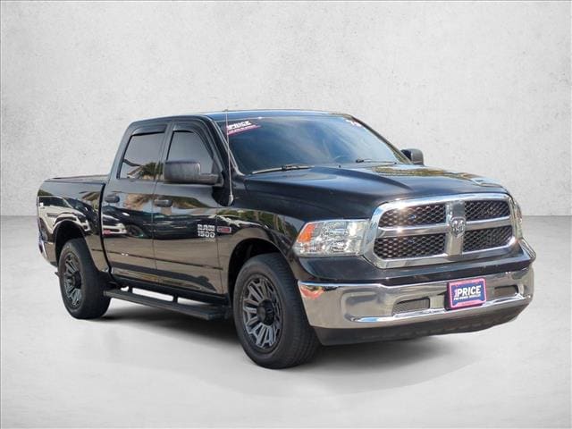 2019 Ram 1500 Classic Tradesman photo 3