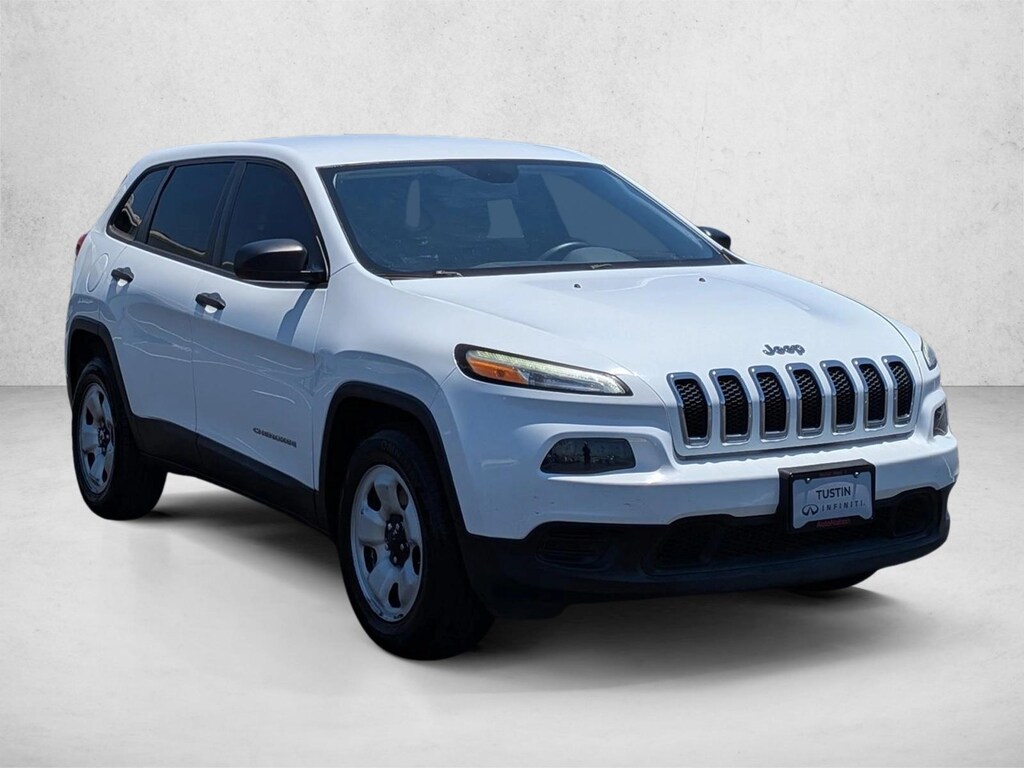 Used 2016 Jeep Cherokee Sport SUV
