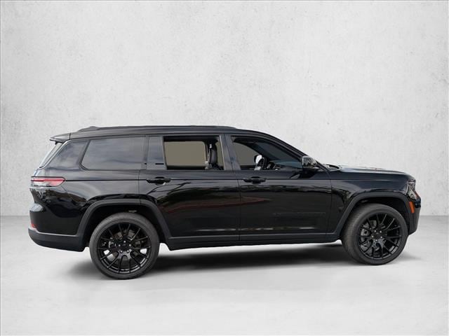 2025 Jeep Grand Cherokee L Limited photo 6