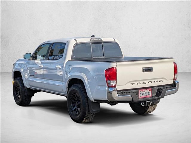 2016 Toyota Tacoma SR5 V6 photo 6