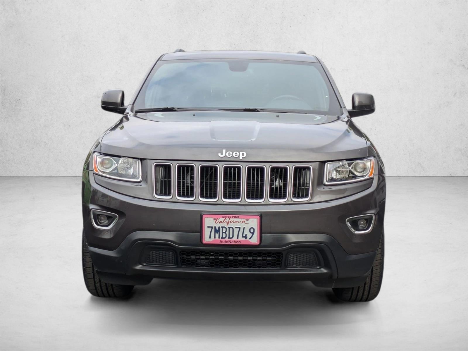 2015 Jeep Grand Cherokee Laredo photo 2