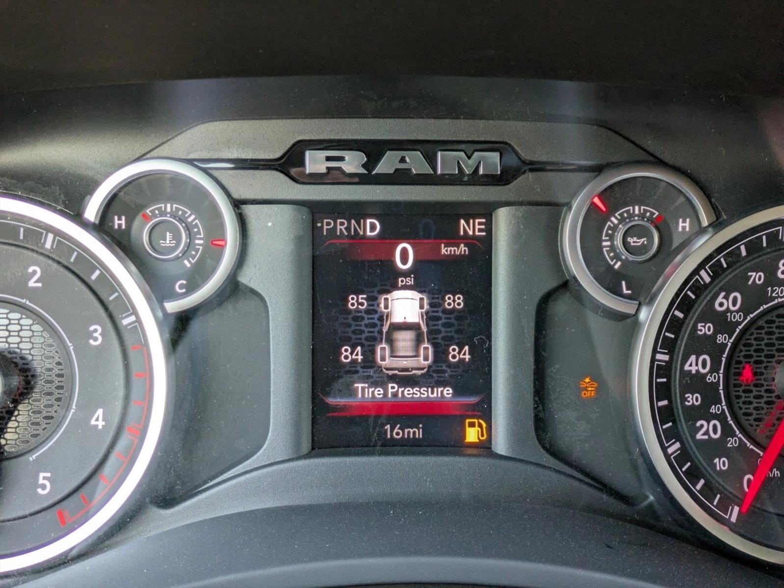 2026 RAM 2500 Tradesman - Photo 11