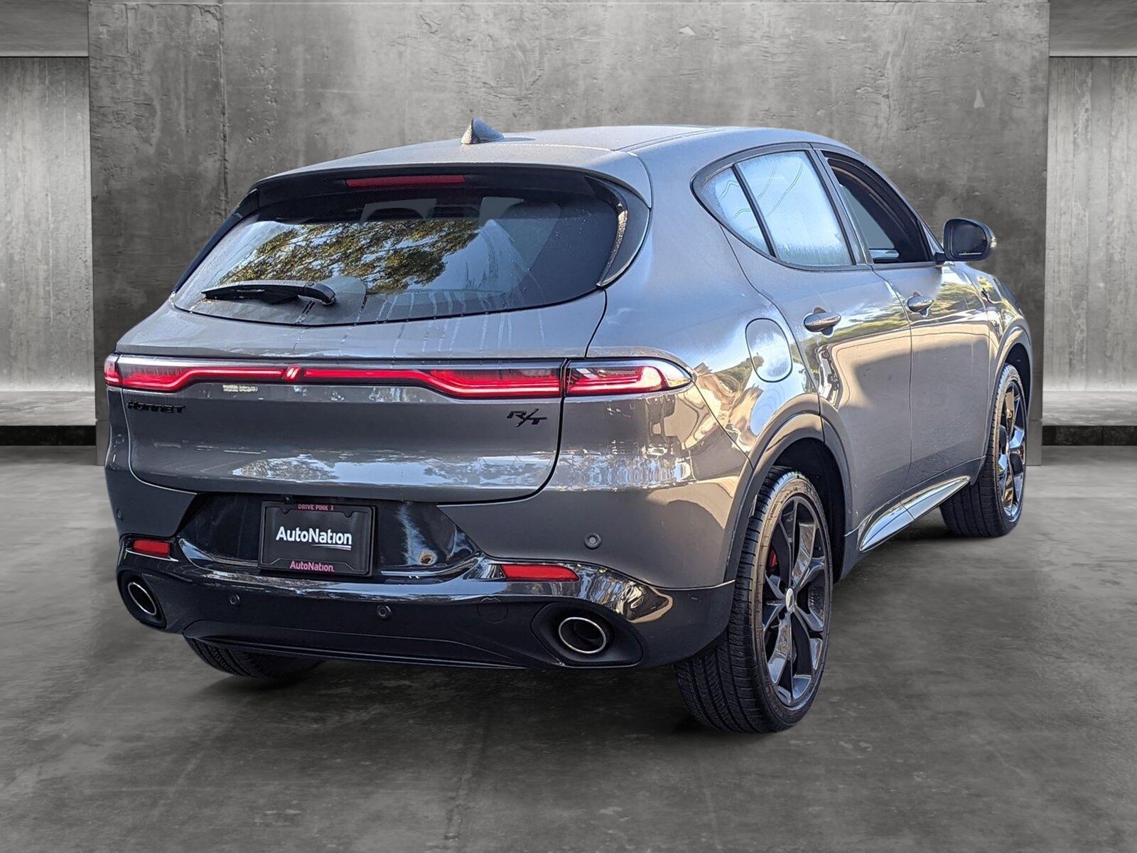 2024 Dodge Hornet R/T Plus photo 2