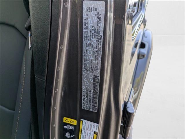 2025 Jeep Wrangler 4-Door Sahara - Photo 18