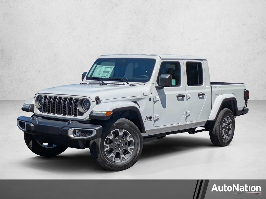 New 2026 Jeep Gladiator Sahara Truck Crew Cab