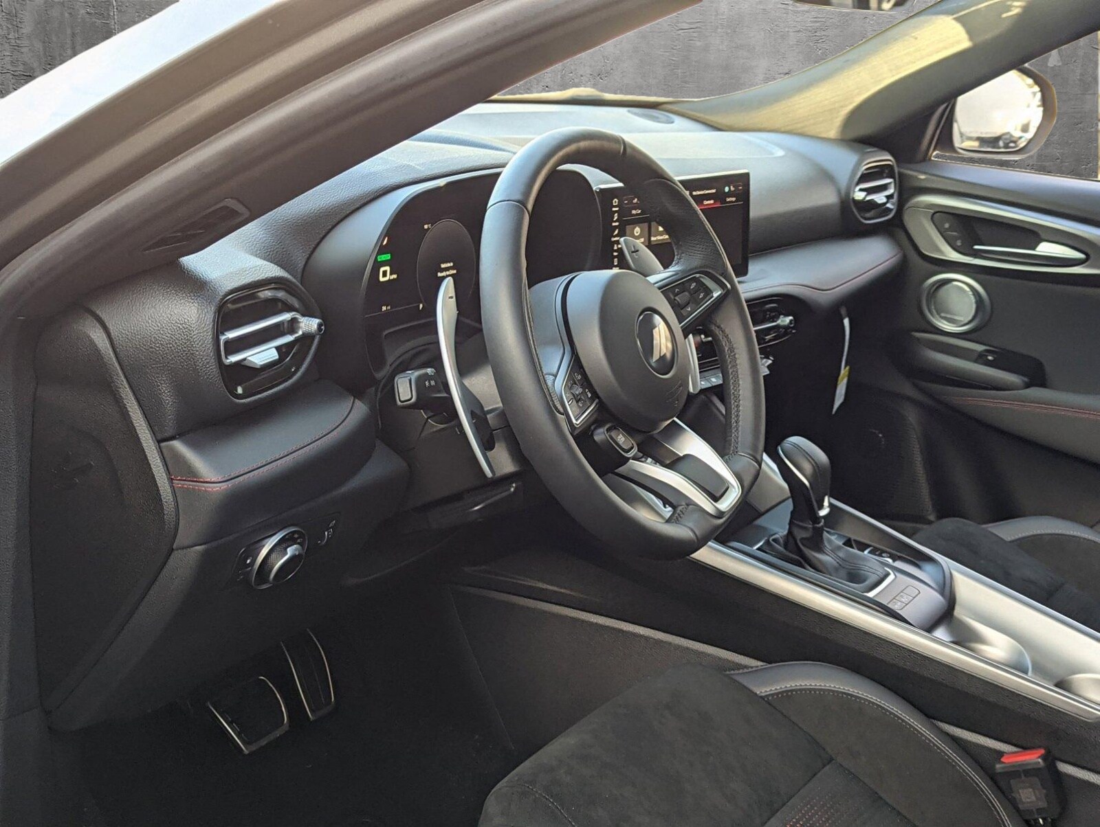 2024 Dodge Hornet R/T Plus photo 3