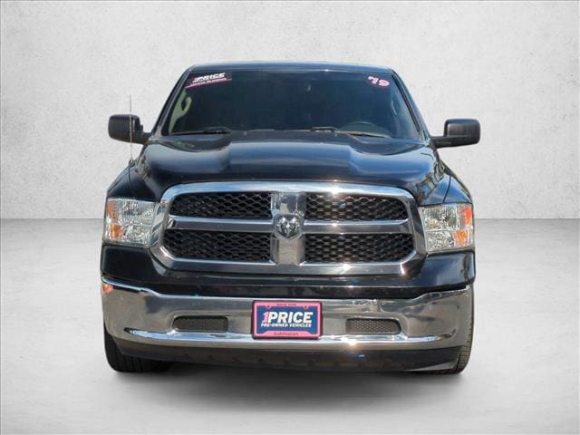 2019 Ram 1500 Classic Tradesman photo 2